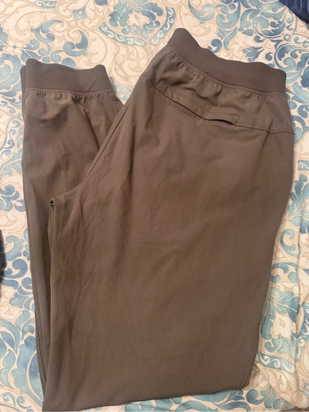 lululemon athletica Olive Brown Men's Jogger Pants